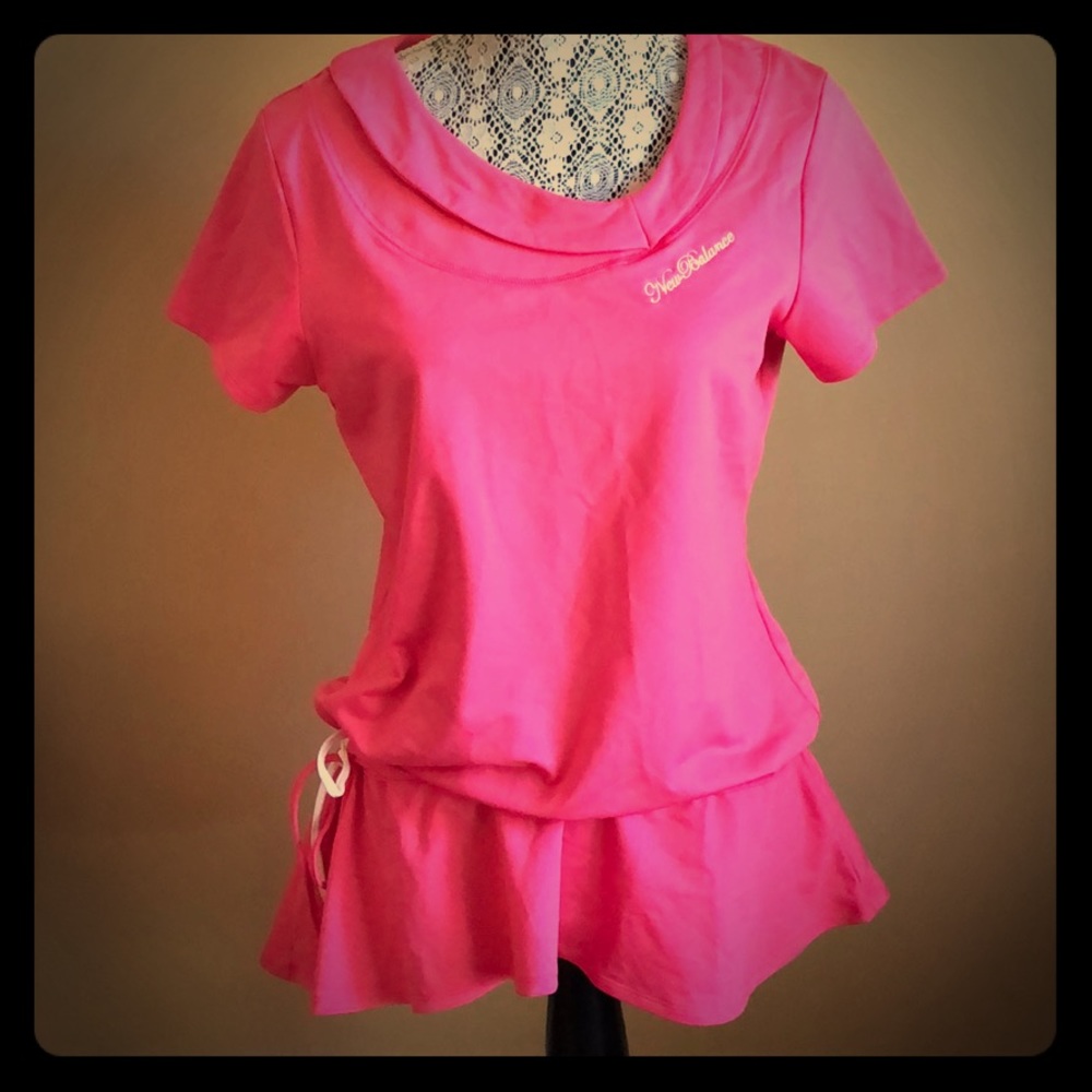 New balance fun workout top with built in mini